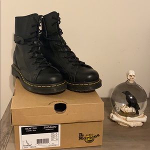 Dr Martens Coraline size 7